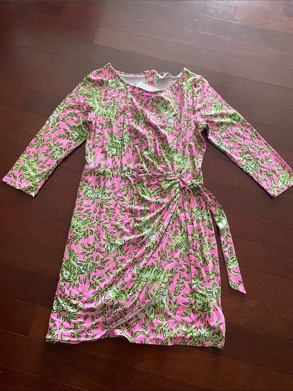 Lilly Pulitzer Pink Floral Shift with Green Leaf Print. Has shorts under. Sz med